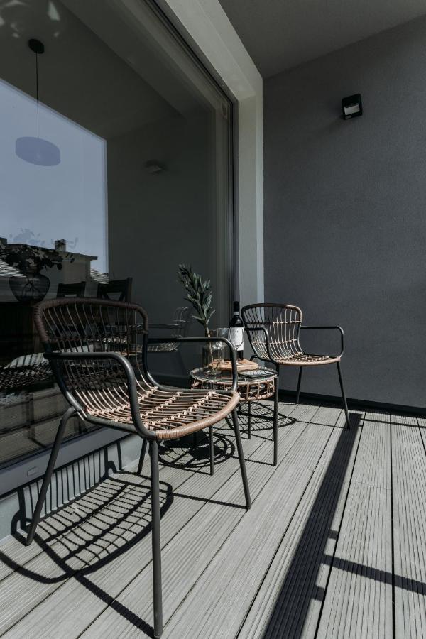 Apartament Jodelka Щирк Екстер'єр фото