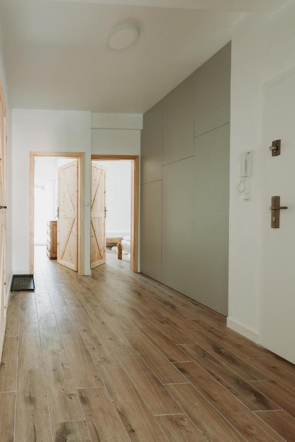 Apartament Jodelka Щирк Екстер'єр фото